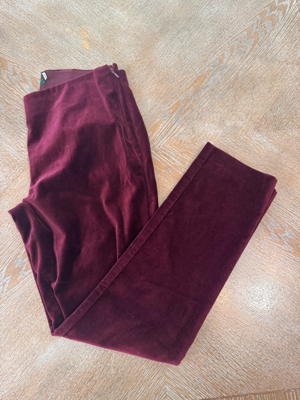 Lauren Ralph Lauren Burgundy Velvet Pants Sz 6 Waist 32” Inseam 28” Side Zipper